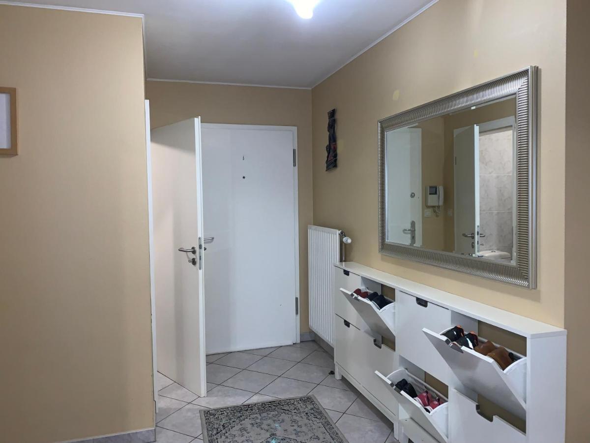 Large Room In Schuttrange Free Parking 10Mins To Airport Excellent Customer Services Extérieur photo